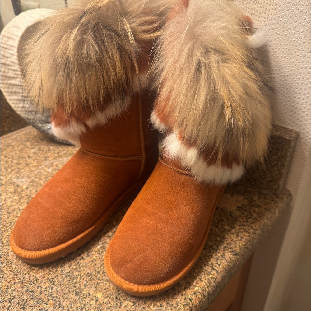 Cape Robbin chestnut Faux Fur Trimmed Boots (8) - Picture 4 of 8